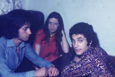 Photos( diapos ) Archives personnelles de M Jos� Deregnaucourt , les ann�es Cam�l�on  1968 - 1974  , au centre de la photo Melle Vanesse de Fresnes / sur  / Escaut  .