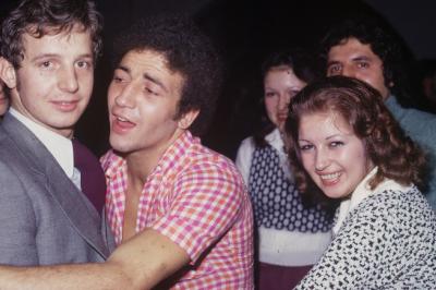 Photos Archives personnelles de M Jos� Deregnaucourt ,a gauche- Christian - hebdowski, Jean- Pierre- Younsi , P�pino, cascogne et les copines