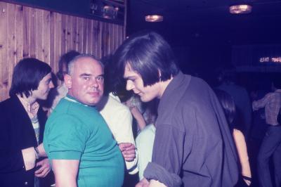 Photos Archives personnelles de M Jos� Deregnaucourt (1968 -1973 ) Le vestiaire du CAMELEON