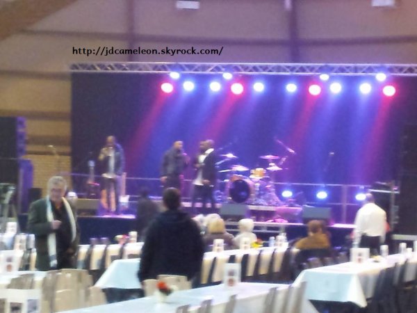 Pr�paration de la salle pour le Concert Hommage Erick Bamy, salle Draux � Vieux Cond� le vendredi 23 Octobre 2015