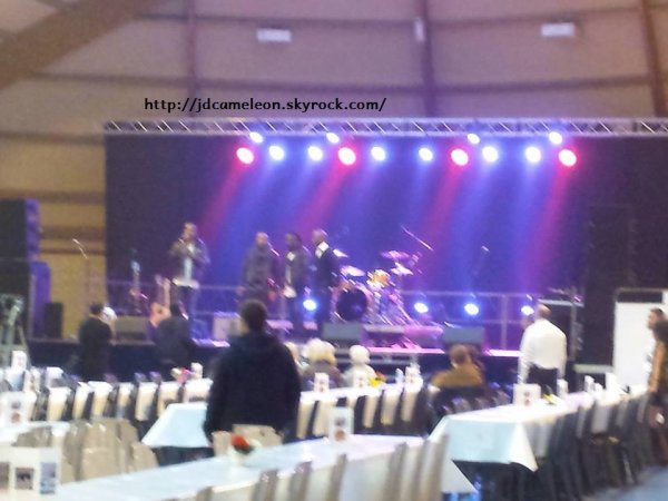 Pr�paration de la salle pour le Concert Hommage Erick Bamy, salle Draux � Vieux Cond� le vendredi 23 Octobre 2015