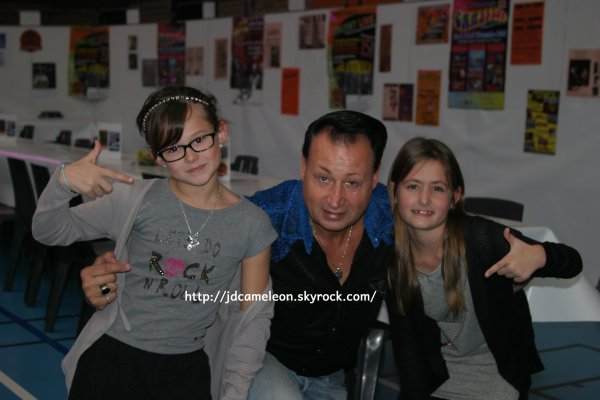 Pr�paration de la salle pour le Concert Hommage Erick Bamy et r�p�titions, salle Draux � Vieux Cond� le samedi 24 Octobre 2015 dans l'apr�s midi.