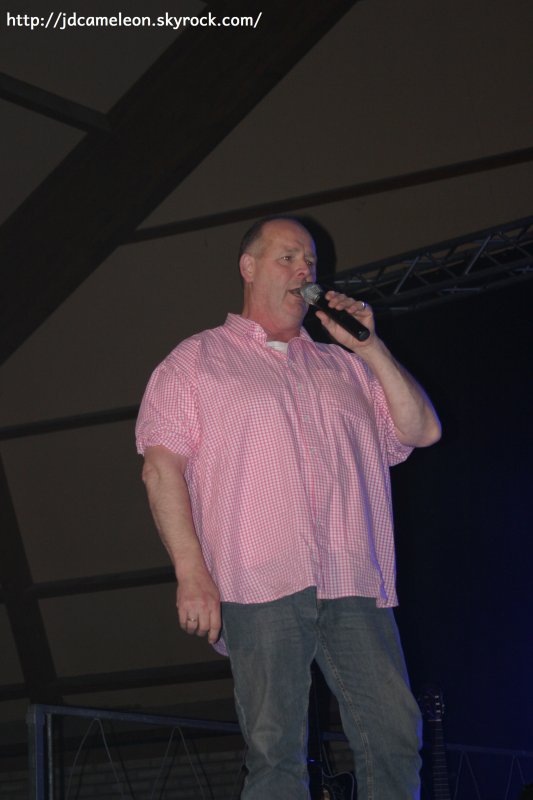 Artistes en photos avec leurs fans ou sur scène! Salle Maxime Draux pour le concert hommage Erick Bamy du samedi 24 octobre 2015